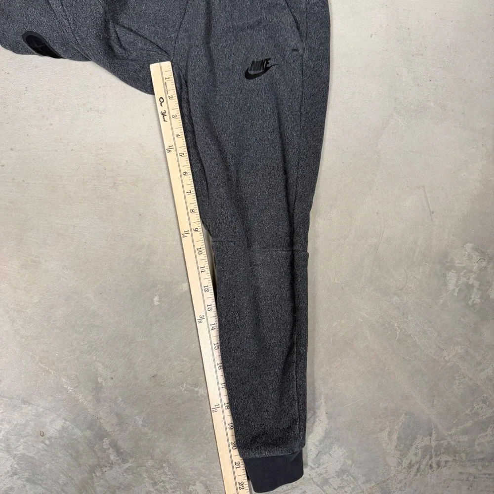 Nike Kids Tech Fleece Joggers Charcoal Grey Heather Sweatpants Size‎ Small